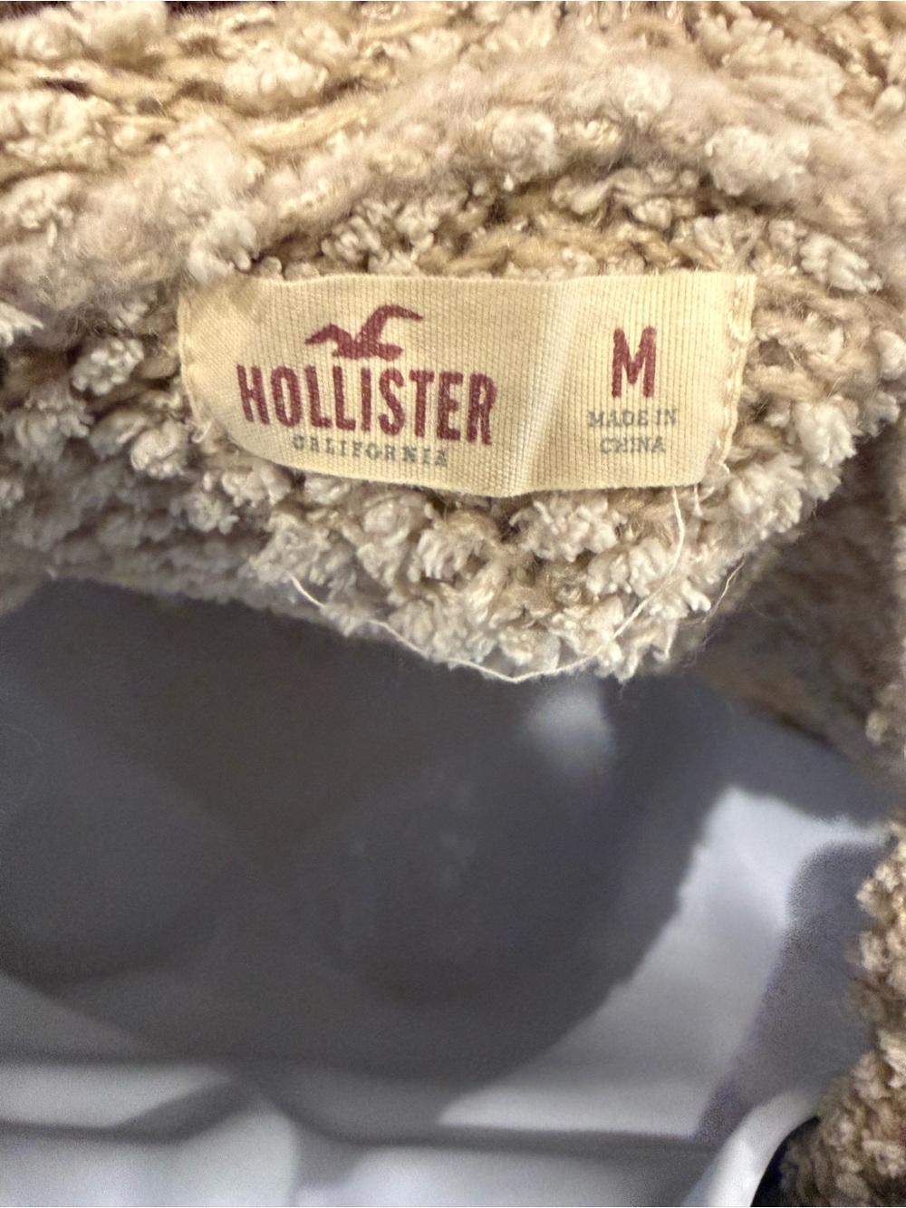 Hollister Beige Popcorn Knit Hooded Sweater - Picture 4 of 4